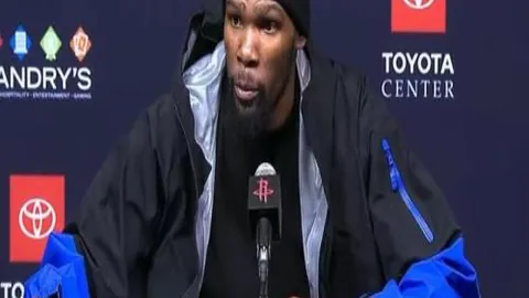 拜仁官方哀悼郭嘉璇离世，与家人朋友共度哀痛时刻。